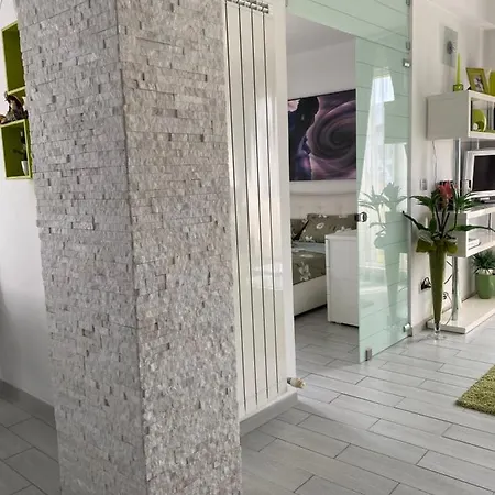 Blue Light Ultracentral Apartment