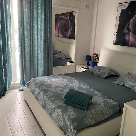 Blue Light Ultracentral Apartment *