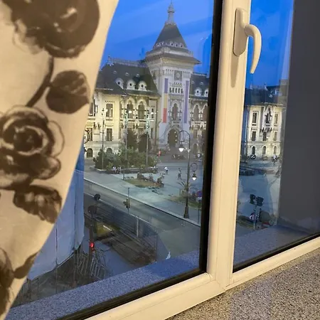 Blue Light Ultracentral Apartment Craiova