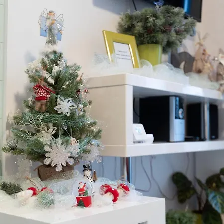 Apartment Blue Light Ultracentral