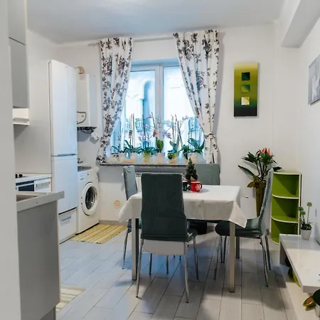 Apartment Blue Light Ultracentral *