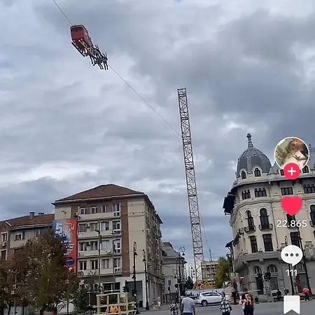 Apartment Blue Light Ultracentral