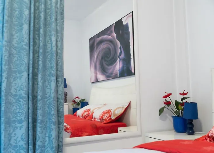 Blue Light Ultracentral Apartament *