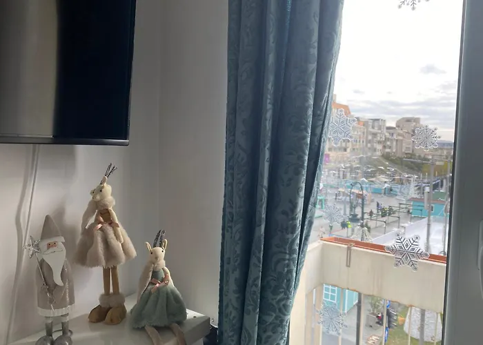 Blue Light Ultracentral